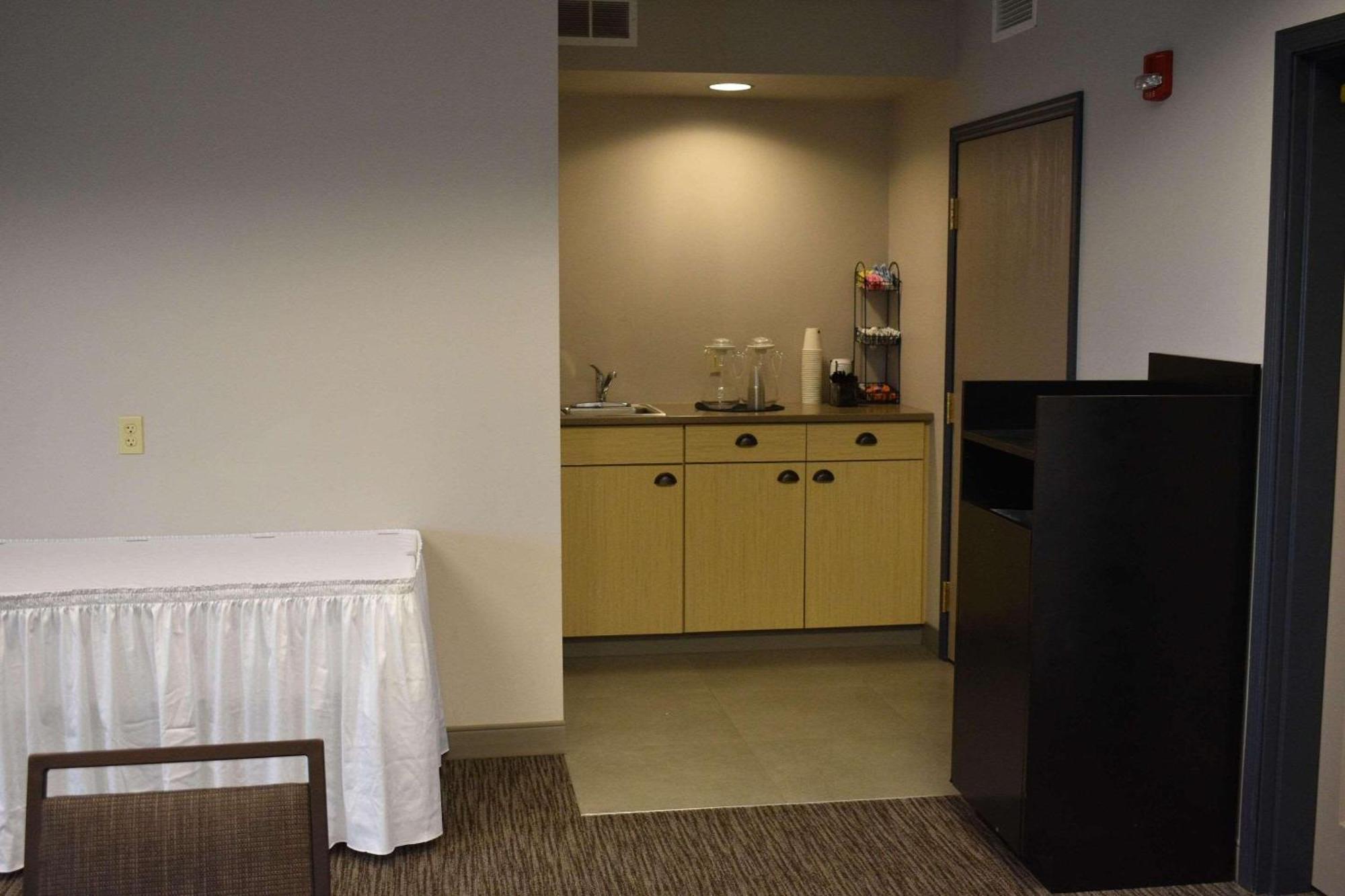 Country Inn & Suites By Radisson, Northwood, Ia Extérieur photo