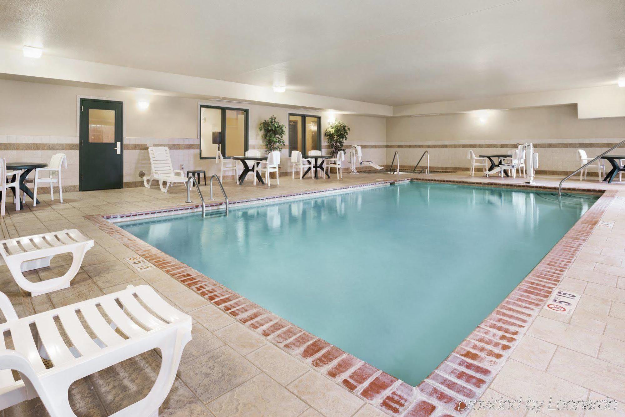 Country Inn & Suites By Radisson, Northwood, Ia Extérieur photo